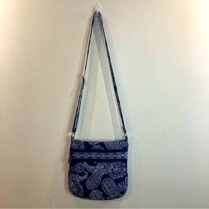 VERA BRADLEY Quilted  Many Pockets Compartments Zipper Closure Crossbody Bag